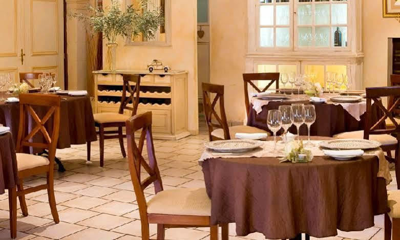 Logis Hotel Et Restaurant La Bastide Cabezac Bize-Minervois Exterior photo